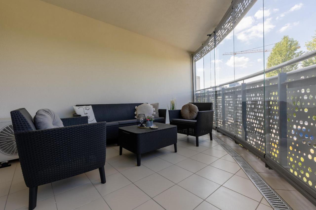 Deluxe Apartment Wronia 45 With Ac, Parking & Balcony By Renters Prestige Warsawa Bagian luar foto