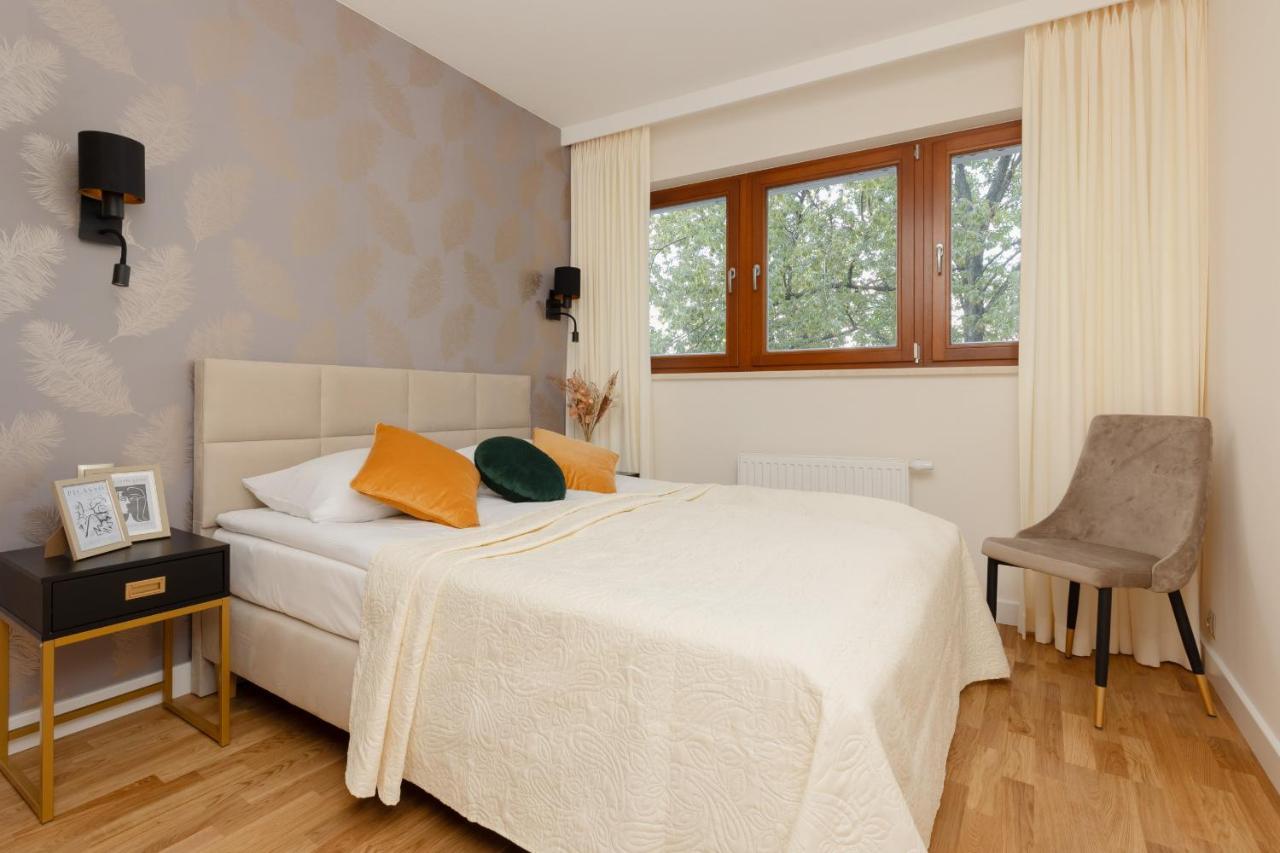Deluxe Apartment Wronia 45 With Ac, Parking & Balcony By Renters Prestige Warsawa Bagian luar foto